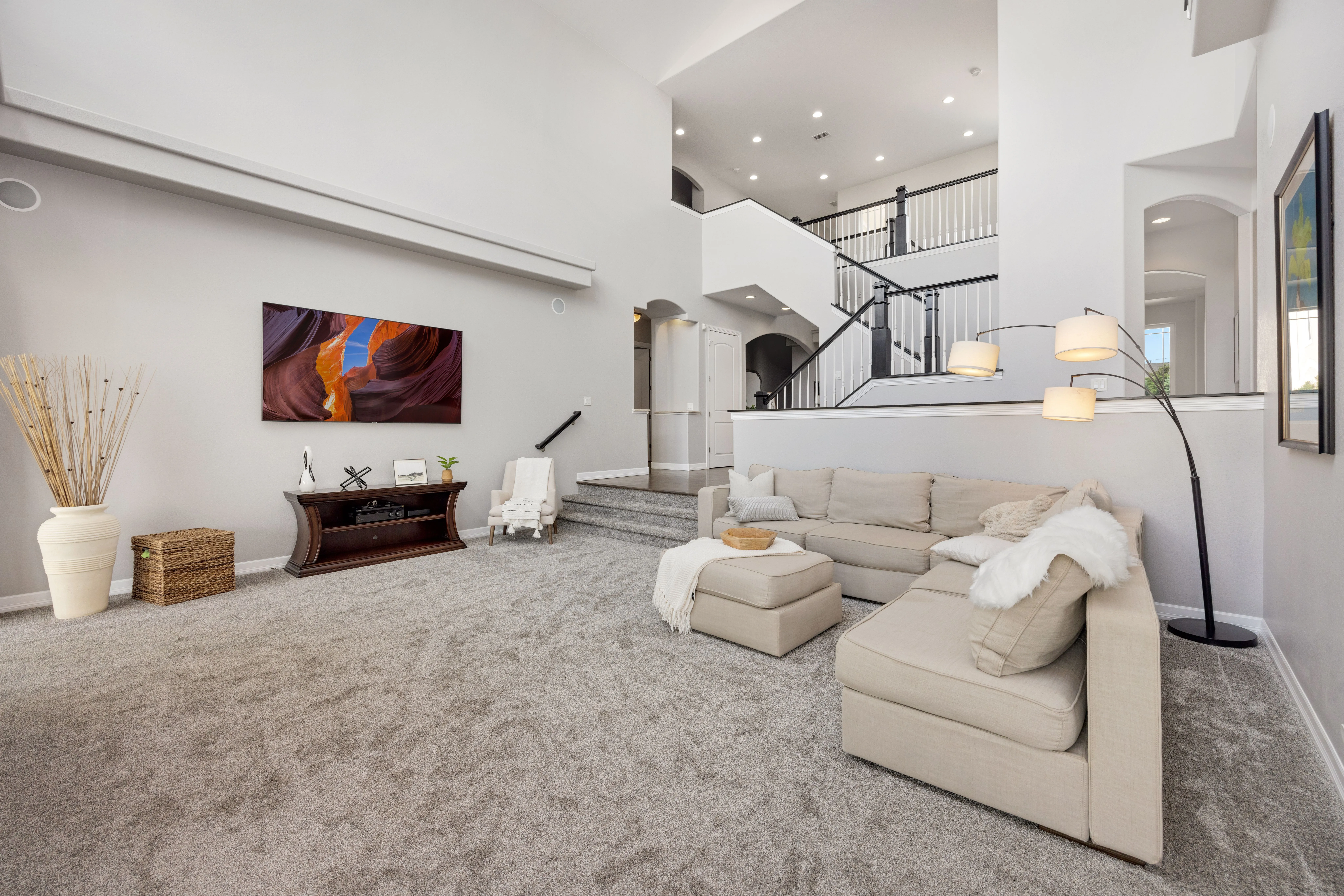 Freshly cleaned carpet and sofa in a modern Soquel, CA living room