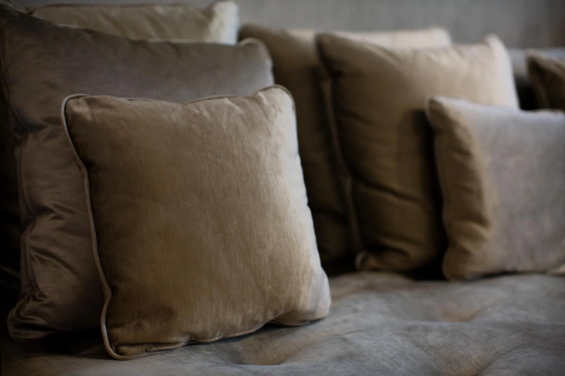 Upholstery cleaning of a sofa in Soquel, CA